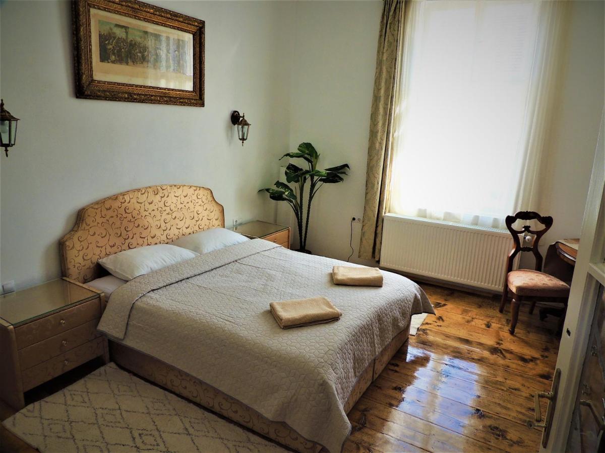 Guest House Hena Sfantu Gheorghe  Exterior photo
